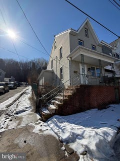 /international/us/1000-brock-street-ashland-pa-110106156895/