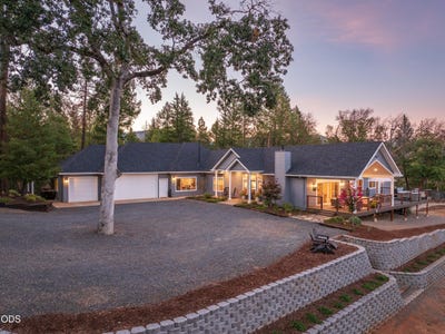 /international/us/145-lomas-road-jacksonville-or-110110174852/