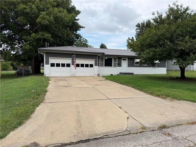 /international/us/237-kaw-avenue-garnett-ks-110110268424/