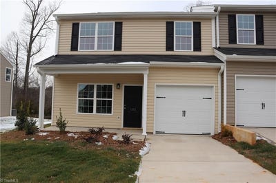 /international/us/1112-brooksridge-way-whitsett-nc-110102498707/