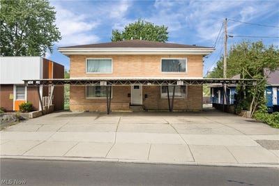 /international/us/2017-fulton-road-nw-canton-oh-110108444933/
