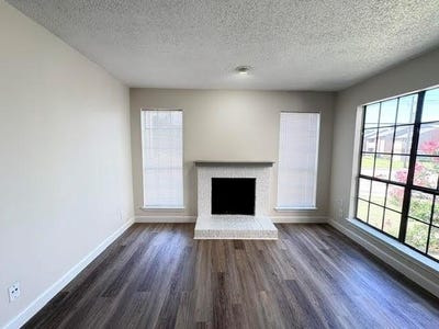 /international/us/7621-mccallum-boulevard-dallas-tx-110101306610/