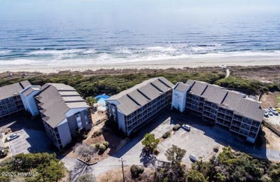 /international/us/2511-w-fort-macon-road-atlantic-beach-nc-110105951597/