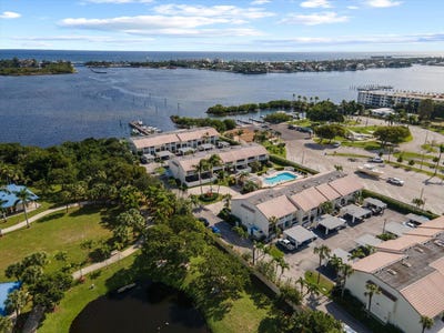 /international/us/700-ne-20th-lane-boynton-beach-fl-110098013003/