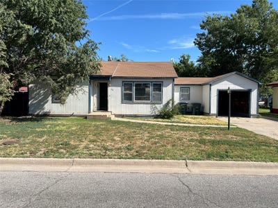 /international/us/202-e-market-street-dodge-city-ks-110119612391/
