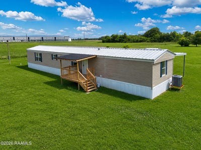 /international/us/2619-grand-prairie-road-new-iberia-la-110107989973/