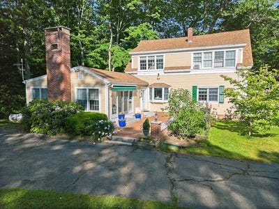 /international/us/251-cedar-grove-road-dresden-me-110108099419/