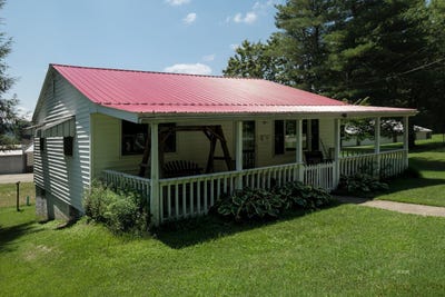 /international/us/773-grant-street-middleport-oh-110101022551/