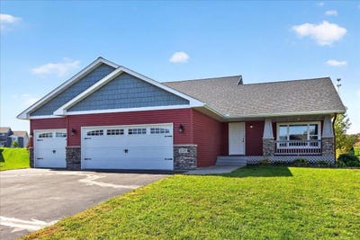 /international/us/1125-wyoming-street-roberts-wi-110120454250/