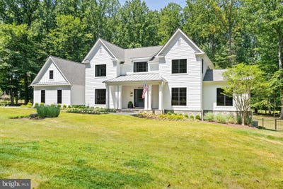 /international/us/8512-horseshoe-lane-potomac-md-110107075719/