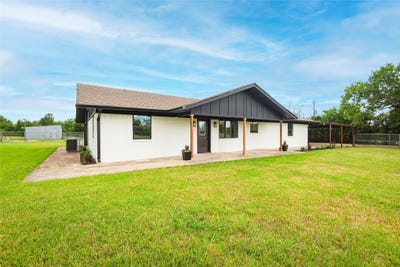 /international/us/228-brown-creek-road-weatherford-tx-110110327929/