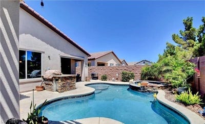 /international/us/3805-riviera-regal-avenue-north-las-vegas-nv-110108479741/