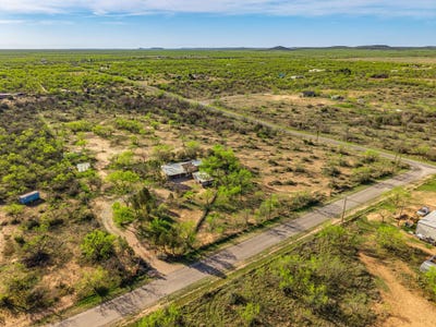 /international/us/10198-deer-valley-court-carlsbad-tx-110106841819/