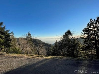 /international/us/0-peak-circle-cedarpines-park-ca-110091664413/?lang=zh-tw