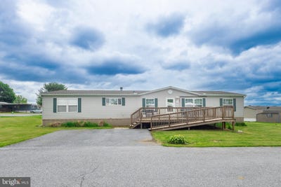 /international/us/80-country-acres-park-tp-myerstown-pa-110108110378/
