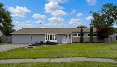 /international/us/79-alys-drive-e-depew-ny-110108889408/