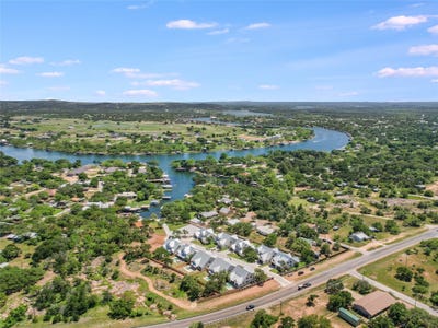 /international/us/2411-cherry-lane-kingsland-tx-110105751667/