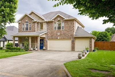 /international/us/1540-coopers-cove-fayetteville-ar-110108478642/