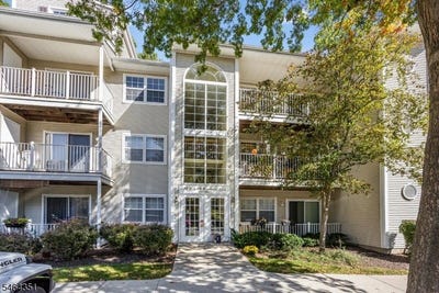 /international/us/32-brookside-ln-mount-arlington-boro-nj-110120515630/