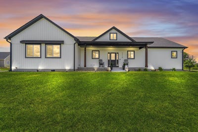 /international/us/2218-ada-hayden-road-ames-ia-110109037782/