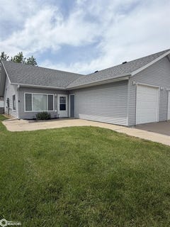 /international/us/502-1-2-crestview-drive-le-grand-ia-110108386010/