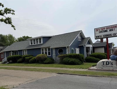 /international/us/2201-frederica-street-owensboro-ky-110108168374/