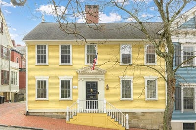 /international/us/21-george-street-providence-ri-110107356111/
