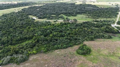 /international/us/111-treetop-road-refugio-tx-110100553615/
