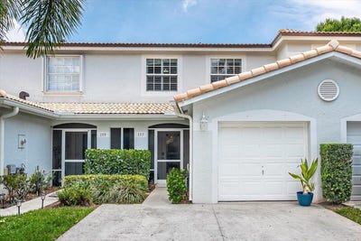 /international/us/157-fox-meadow-run-jupiter-fl-110099728845/