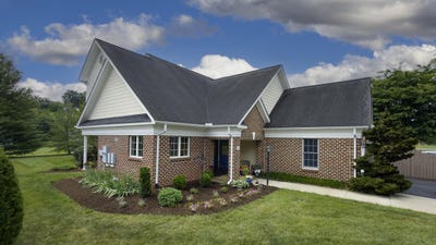 /international/us/22-haven-oak-ct-lexington-va-110108331485/