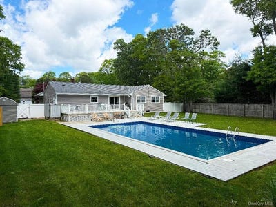 /international/us/36-matthews-drive-remsenburg-ny-110109039132/