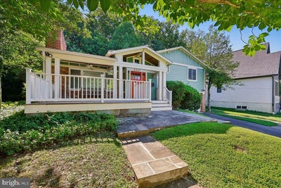 /international/us/6501-pyle-road-bethesda-md-110119550270/