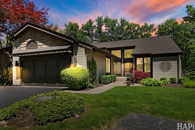 /international/us/5416-winding-creek-drive-rockford-il-110108616474/