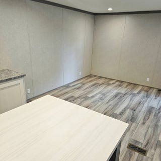 /international/us/3700-28th-st-sioux-city-ia-110100779484/