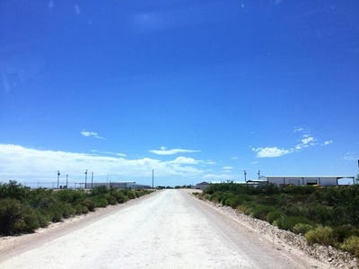 /international/us/42nd-st-monahans-tx-110106122803/