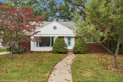 /international/us/15105-lexington-redford-mi-110120644797/