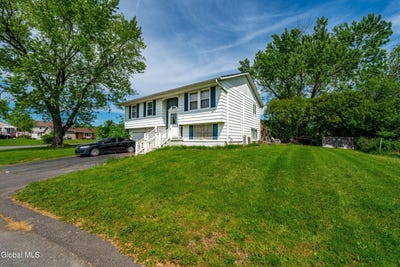 /international/us/4-arthur-avenue-hudson-ny-110108390268/