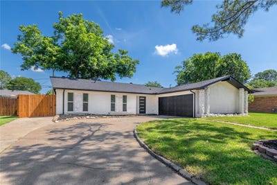 /international/us/524-circleview-drive-n-hurst-tx-110108587143/