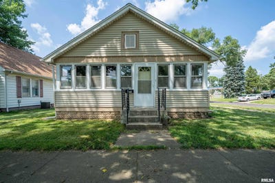 /international/us/339-herman-street-pekin-il-110100916606/