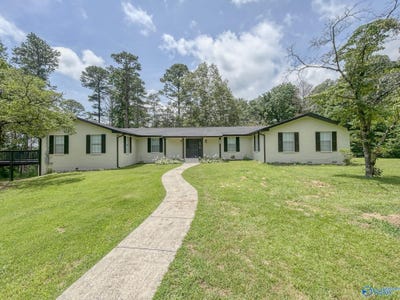 /international/us/4001-neely-court-guntersville-al-110101405493/