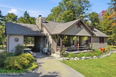 /international/us/1437-twin-pine-road-stroudsburg-pa-110120535258/