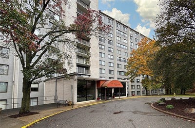 /international/us/1160-bower-hill-rd-mt-lebanon-pa-110103294742/