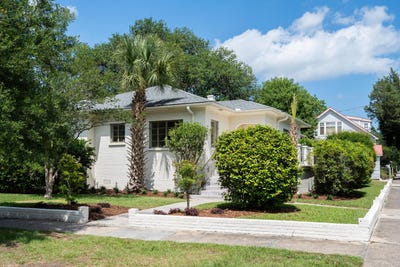 /international/us/924-ashley-avenue-charleston-sc-110108028292/