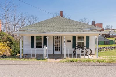 /international/us/105-swanson-st-galax-va-110106436297/
