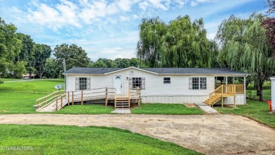 /international/us/127-county-road-77-riceville-tn-110109498557/