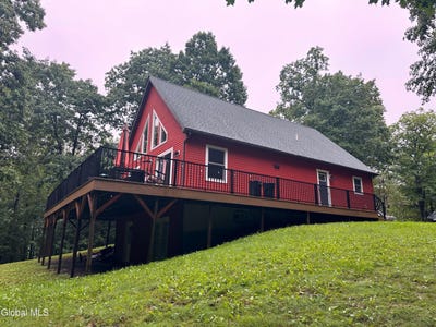 /international/us/255-old-gale-hill-road-east-chatham-ny-110109584554/
