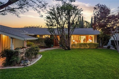 /international/us/2612-n-louise-street-santa-ana-ca-110109013046/