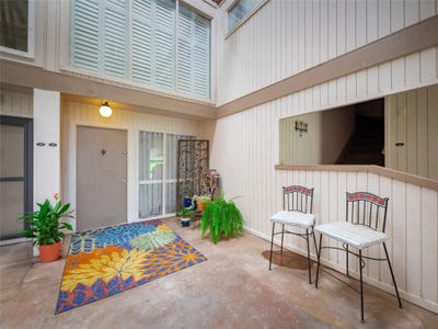 /international/us/304-hi-there-horseshoe-bay-tx-110100929390/