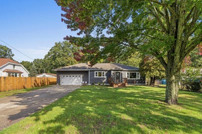 /international/us/15691-pruin-street-spring-lake-mi-110120156361/
