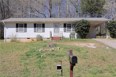 /international/us/235-meadowlark-drive-walhalla-sc-110106673378/